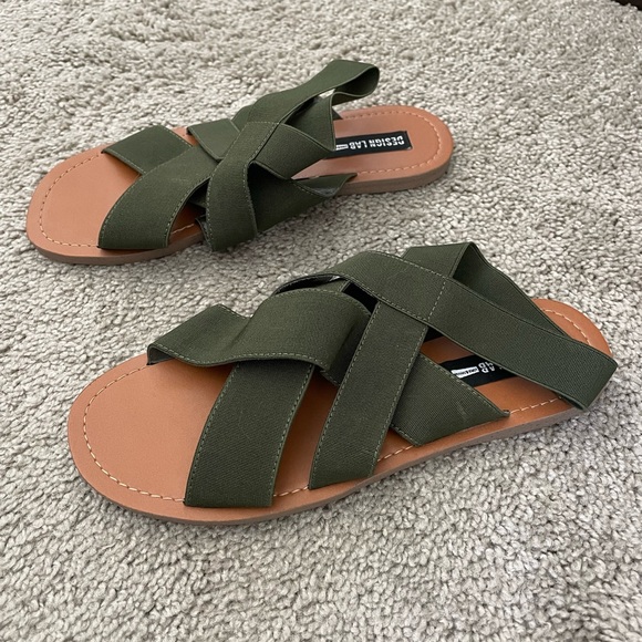 NWT army green strappy ankle sandals.  Excellent condition. - Picture 2 of 3
